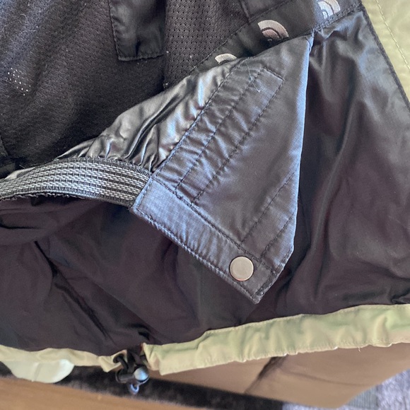 NorthFace Ski Jacket - Picture 8 of 8